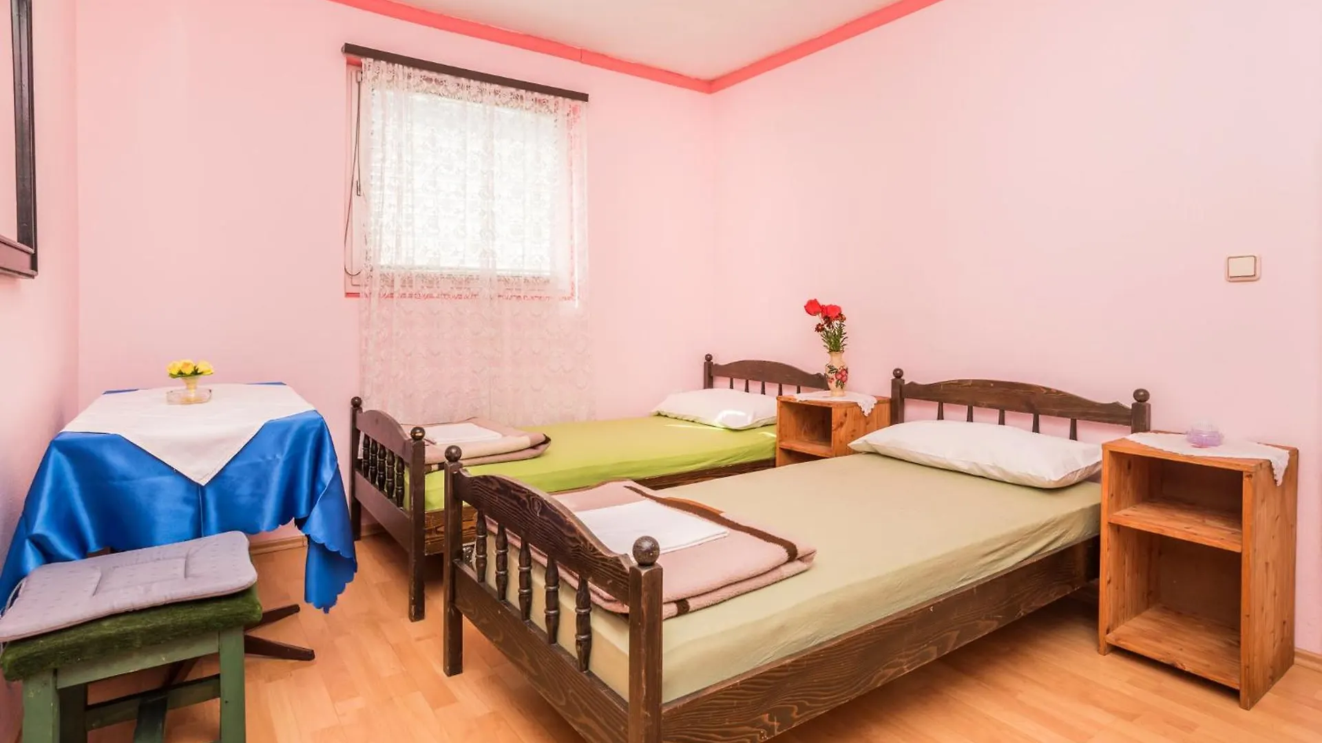 Studios Kastel Buje Croatia