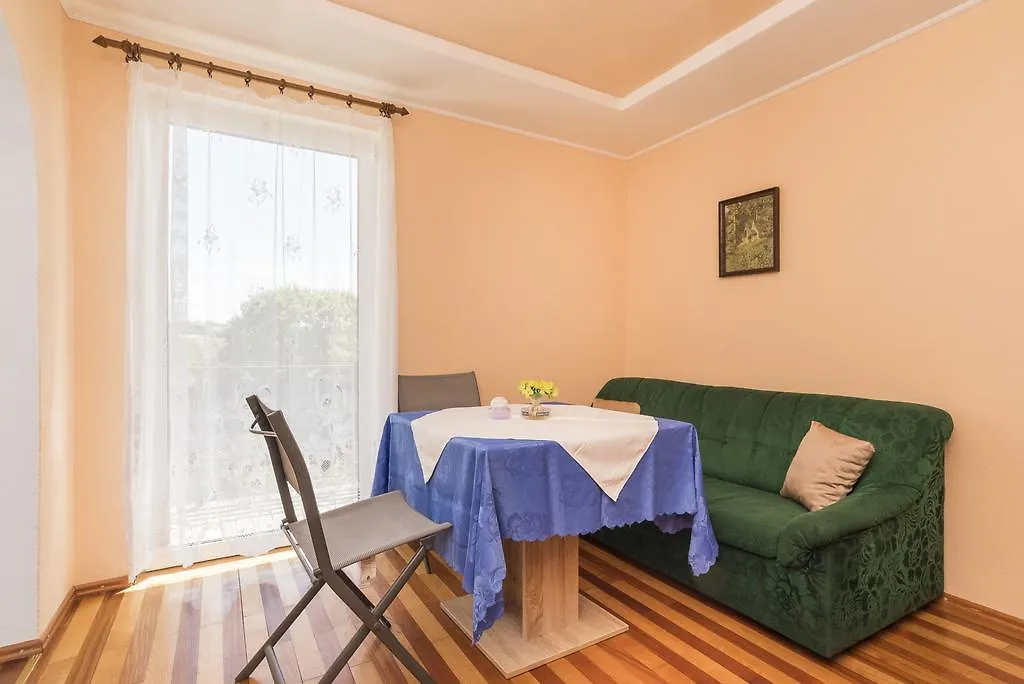 Studios Kastel Buje 0*,  Croatia