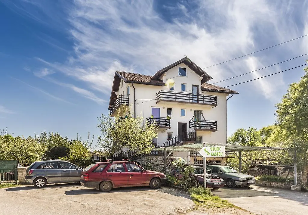 Studios Kastel Buje Croatia