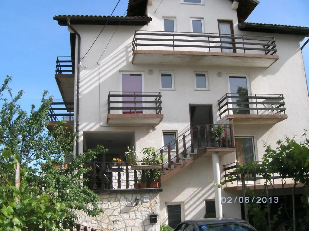 Studios Kastel Buje Apartment